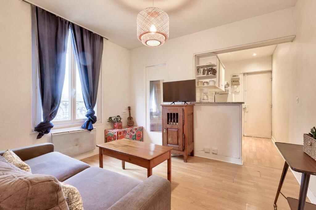 Fonctionnel Et Equipe Bagneux Apartment